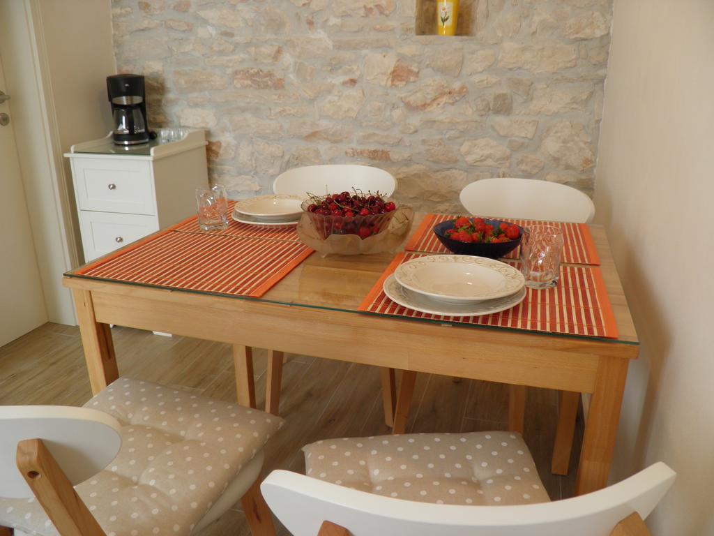 Apartments Vanesa Пула Екстер'єр фото